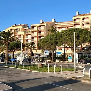 port-frejus-est-le-capitole-studio-27m2-vue-mer.fr-provencehotel.com/