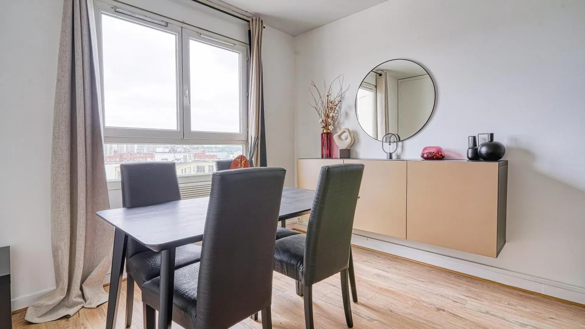 アパート Bel Appartement Au Coeur De パリ